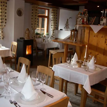Und Apartements Im Forellenbach Fischen im Allgaeu